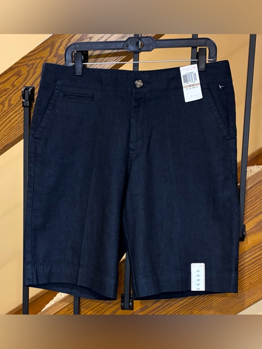 Dockers Shorts 10.5” Inseam Dark Wash Stretch Denim SZ. 12 NWT